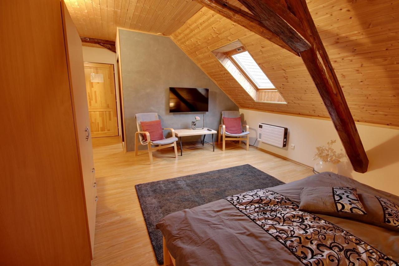 Holiday Home Kvitek Ctetin Luaran gambar